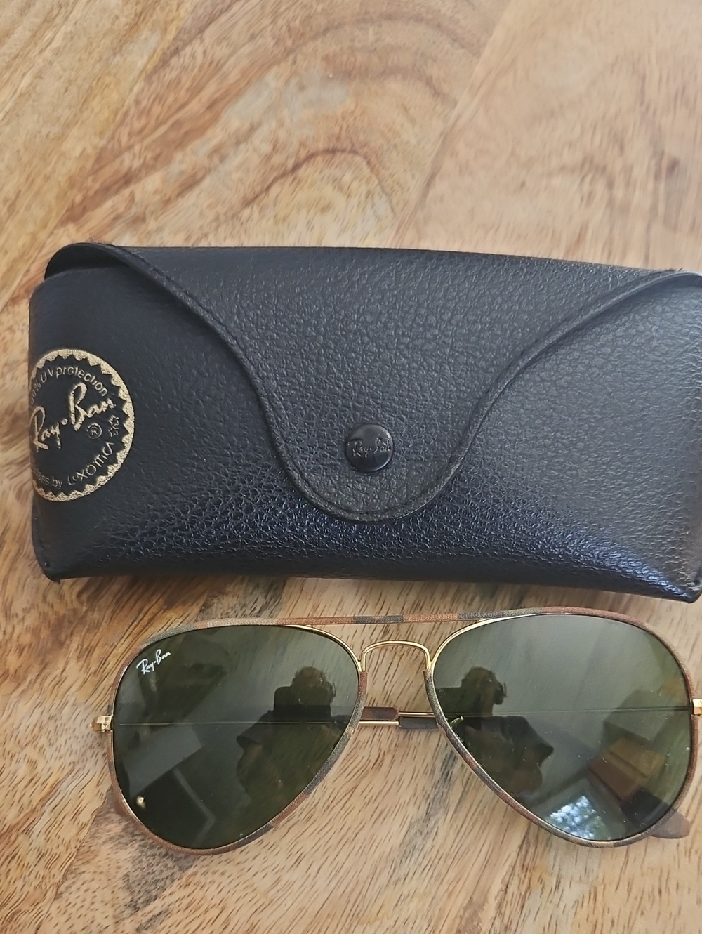Ray-Ban Gold Frame Sunglasses with Green Lenses